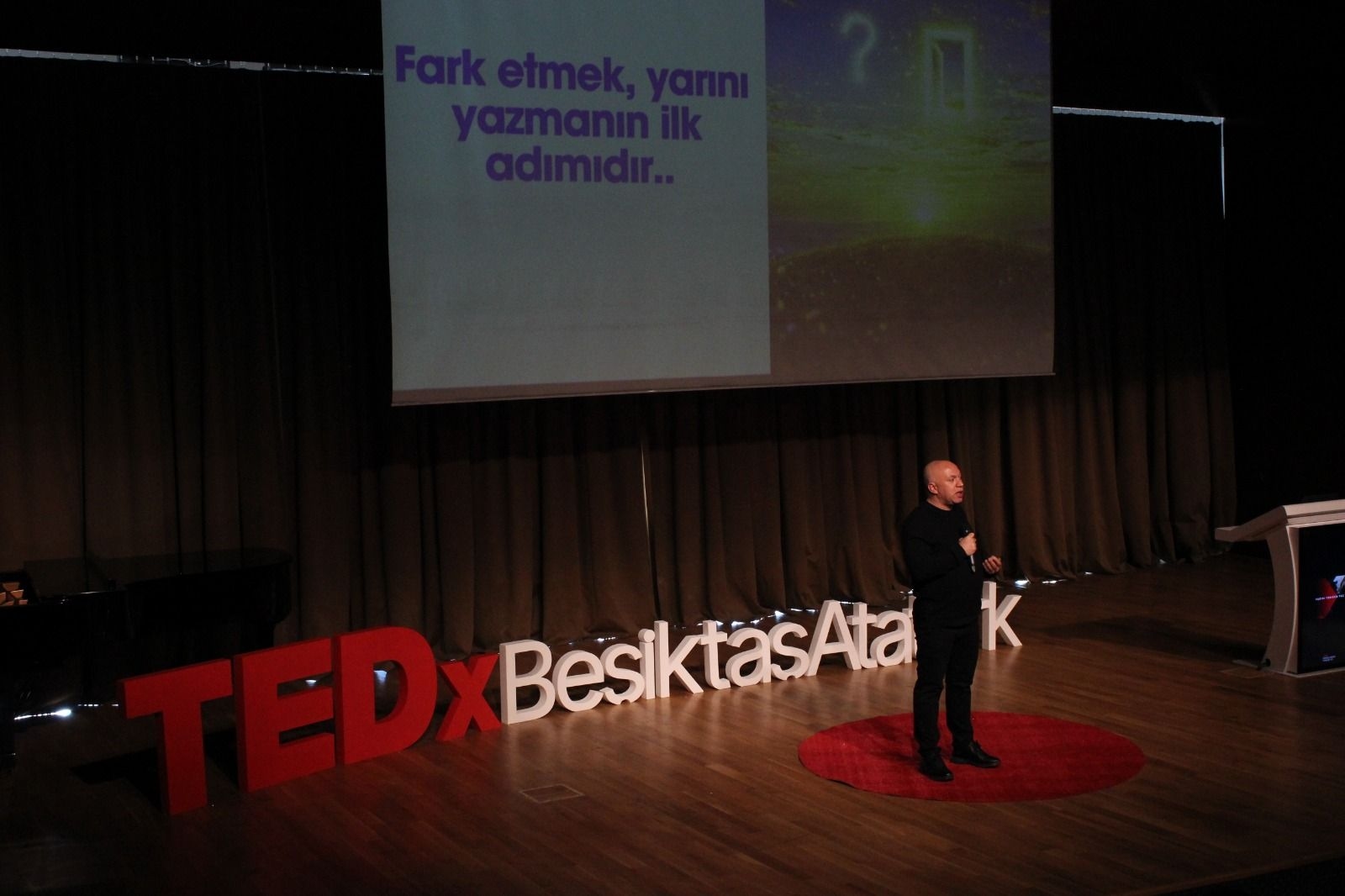 TEDxBeşiktaşAtatürk Talk